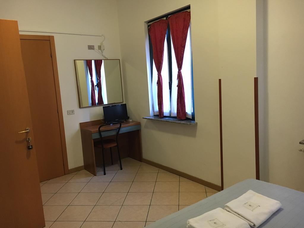 Hotel Brivio มิลาน ภายนอก รูปภาพ